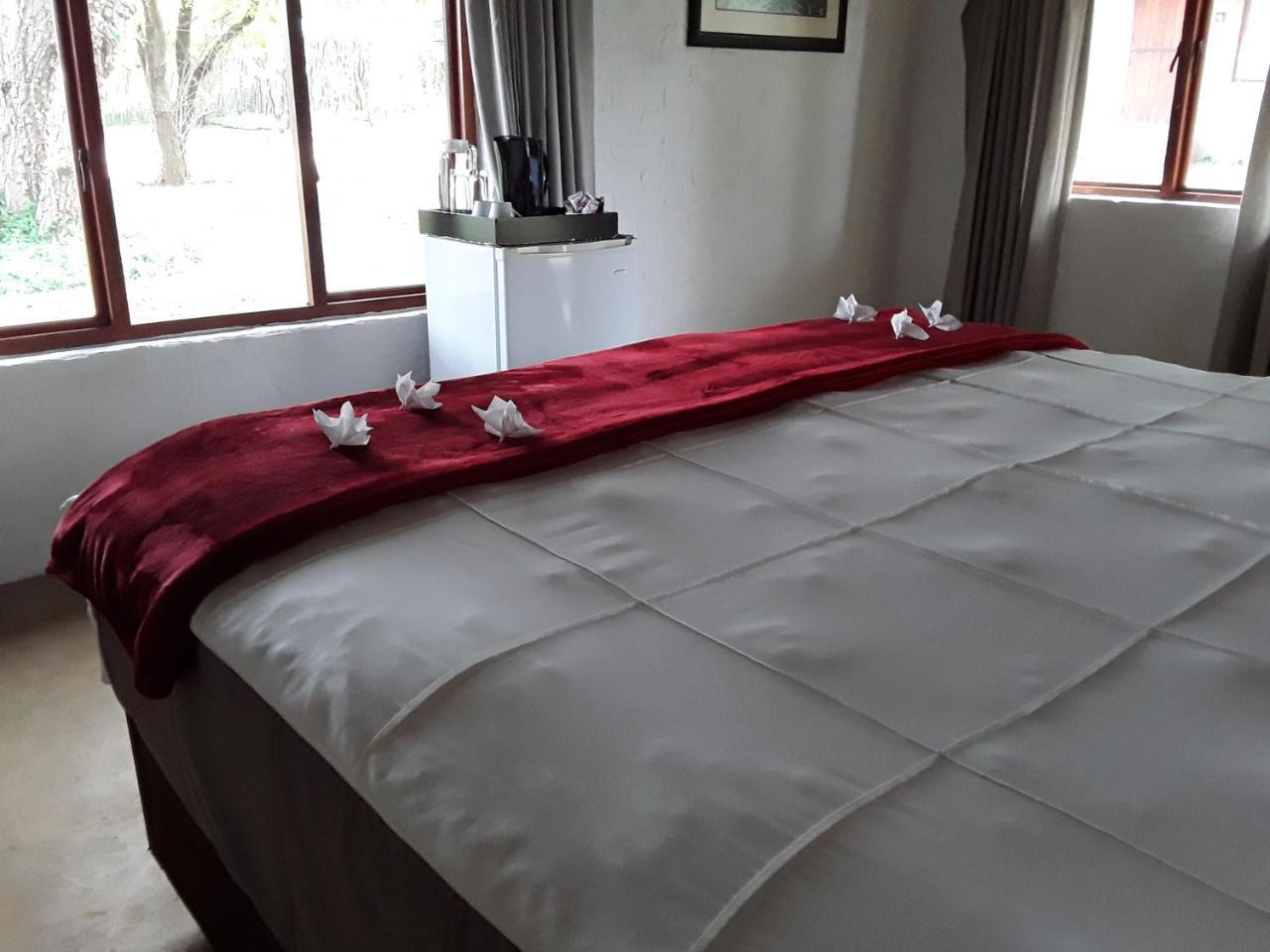 Bush Pub & Inn Hoedspruit Dış mekan fotoğraf