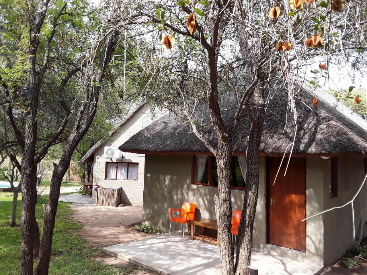 Bush Pub & Inn Hoedspruit Dış mekan fotoğraf