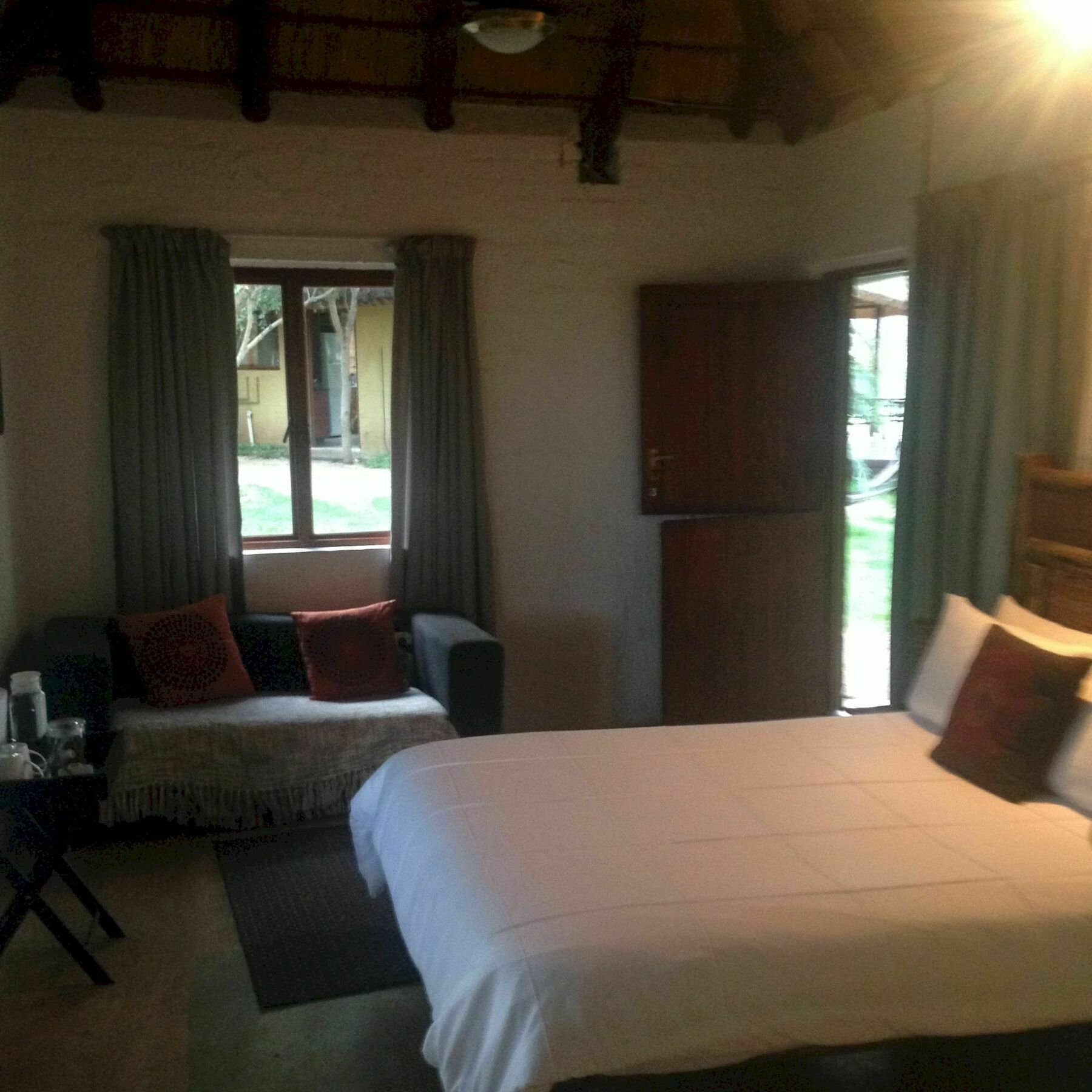 Bush Pub & Inn Hoedspruit Dış mekan fotoğraf
